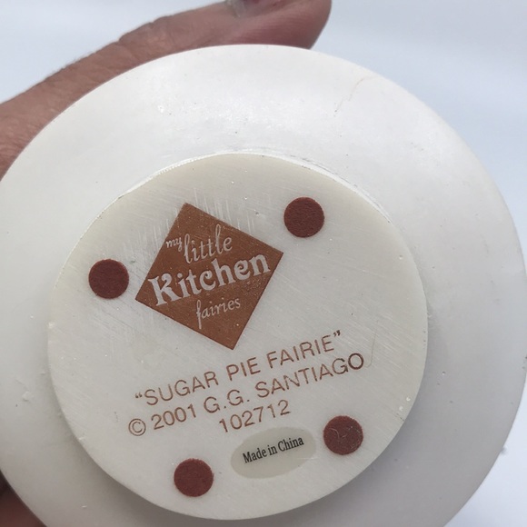 My Little Kitchen Fairies Sugar Pie Fairie by Enesco 2001 - Picture 5 of 9